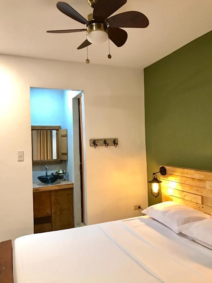 Pangsapuri 50 m² dengan 1 bilik tidur dan 2 bilik mandi peribadi di Coron Luaran gambar